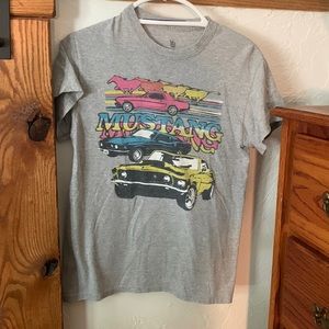 Small tee from gap